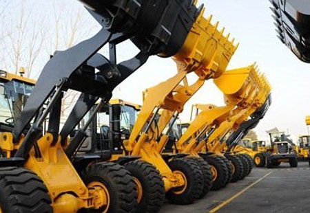 我國工程機械海外市場銷量激增 機遇與挑戰(zhàn)并存